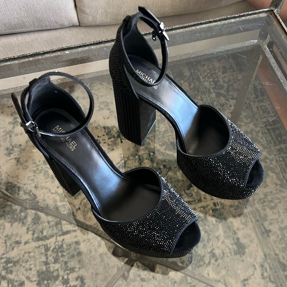 Michael Kors Women's Size 8.5 Black Platform Peep Toe Block Heel Pumps Bow